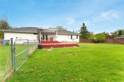 75 Third Street Se, Teulon, MB - Outdoor With Deck Patio Veranda