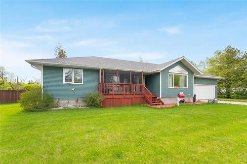 75 Third Street Se, Teulon, MB - Outdoor With Deck Patio Veranda