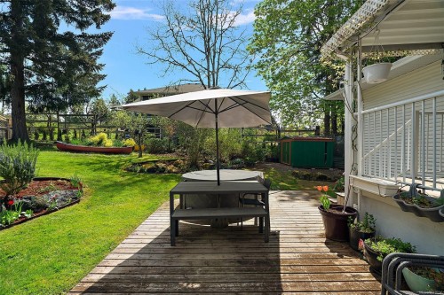 6419 Wicks Rd, Duncan, BC - Outdoor With Deck Patio Veranda