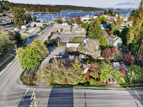 127 Rainbow Rd, Salt Spring, BC 