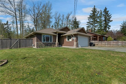3965 Leeming Rd, Campbell River, BC 