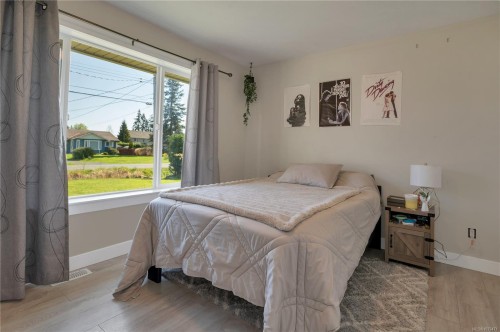 3965 Leeming Rd, Campbell River, BC 