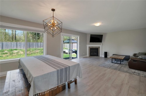 3965 Leeming Rd, Campbell River, BC 