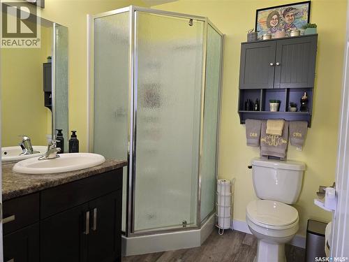 12 Scott Bay, Muenster, SK - Indoor Photo Showing Bathroom