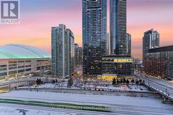 1810 - 381 FRONT STREET W Toronto, ON M5V 3R8