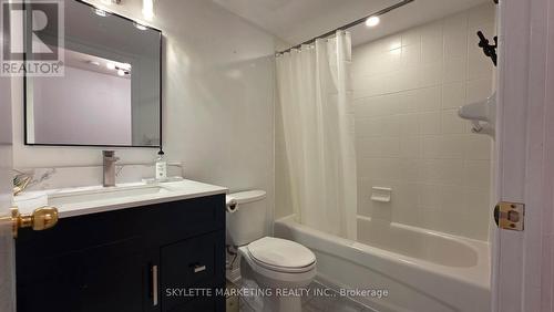123 - 3 Everson Drive, Toronto, ON - Indoor Photo Showing Bathroom