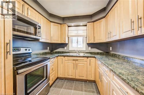 114 Dalegrove Drive, Kitchener, ON - Indoor Photo Showing Kitchen With Double Sink