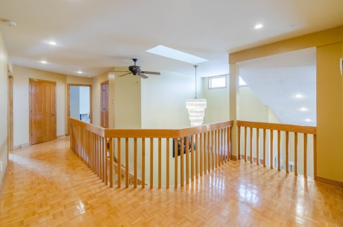 Mud Room - 9105 Crois. Rimouski, Brossard, QC - Indoor Photo Showing Other Room