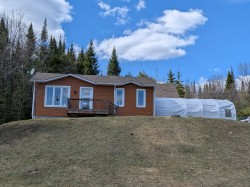 3085 Ch. du Lac-Nelly  Mont-Blanc, QC J0T 1J2