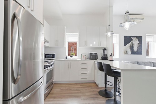 Cuisine - 304-6725 Boul. St-Laurent, Montréal (Rosemont/La Petite-Patrie), QC - Indoor Photo Showing Kitchen With Upgraded Kitchen