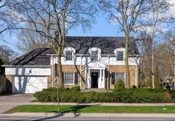 994 Royal York Road Toronto, ON M8X 2G1