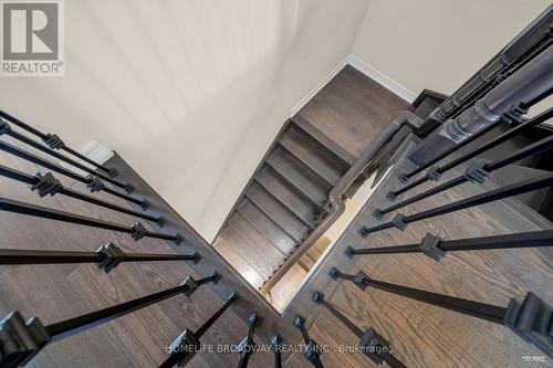 28 Paper Mills Crescent, Richmond Hill, ON - Indoor Photo Showing Other Room