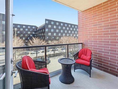 315-340 Waterfront Dr, Winnipeg, MB 