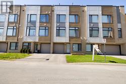 55 CHERRY BLOSSOM PRIVATE PRIVATE W  Ottawa, ON K2H 0C4