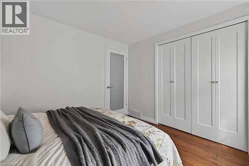 312 Faraday Court, Waterloo, ON - Indoor Photo Showing Bedroom
