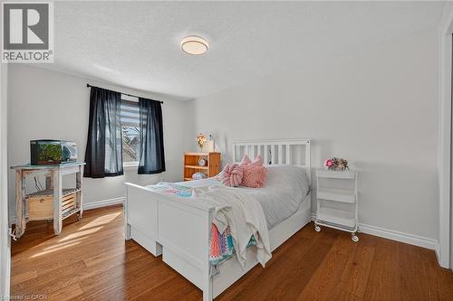 312 Faraday Court, Waterloo, ON - Indoor Photo Showing Bedroom