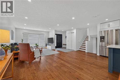 312 Faraday Court, Waterloo, ON - Indoor Photo Showing Other Room