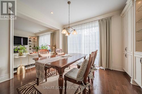 33 Earnshaw Drive, Markham, ON - Indoor Photo Showing Dining Room