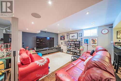 33 Earnshaw Drive, Markham, ON - Indoor