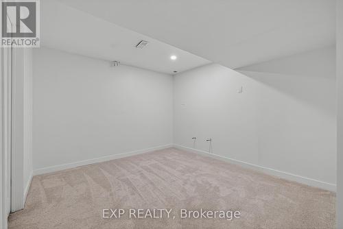 312 Faraday Court, Waterloo, ON - Indoor Photo Showing Other Room