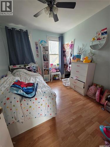 905 2Nd Street, Estevan, SK - Indoor Photo Showing Bedroom