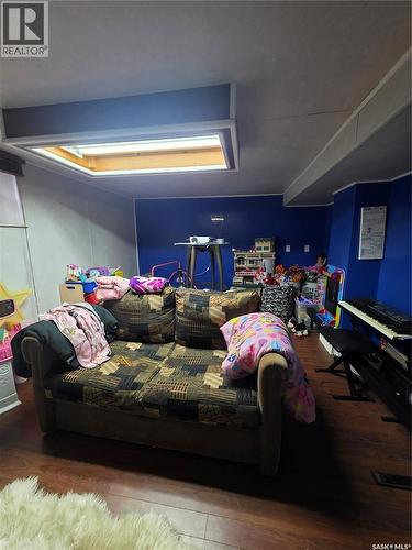 905 2Nd Street, Estevan, SK - Indoor