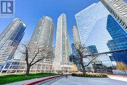 1002 - 10 YORK STREET Toronto, ON M5J 2Z2