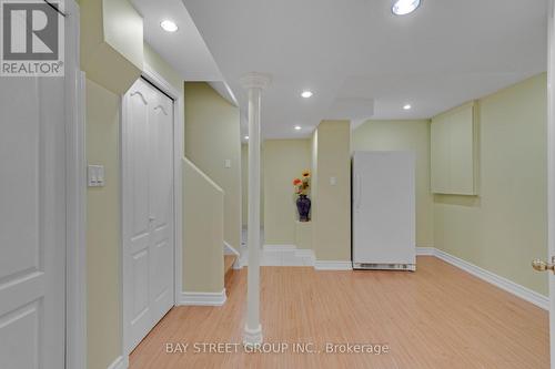 3158 Rock Harbour Road, Mississauga, ON - Indoor