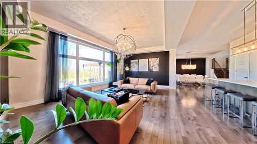 102 Deer Creek Street, Kitchener, ON - Indoor