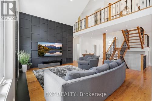 583 Park Crescent, Pickering, ON - Indoor