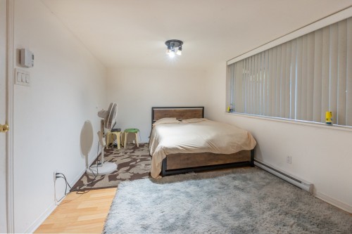 Bachelor - 10950  - 10952 Av. Lausanne, Montréal (Montréal-Nord), QC - Indoor Photo Showing Bedroom