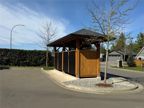 #205-9880 Napier Pl, Chemainus, BC 