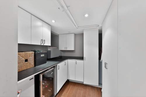 Basement - 162 Av. Hillside, Westmount, QC - Indoor Photo Showing Kitchen