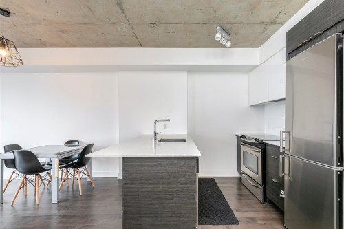 Kitchen - 804-1800 Boul. René-Lévesque O., Montréal (Ville-Marie), QC - Indoor Photo Showing Kitchen With Upgraded Kitchen