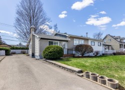 1080 Rue Hall Terrebonne (Terrebonne), QC J6W 2K5