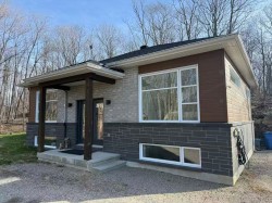 31 Ch. des Fondeurs L'Ange-Gardien, QC J8L 0A9