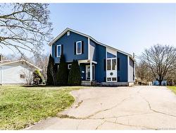 591 Lafleur  Dieppe, NB E1A 6A3