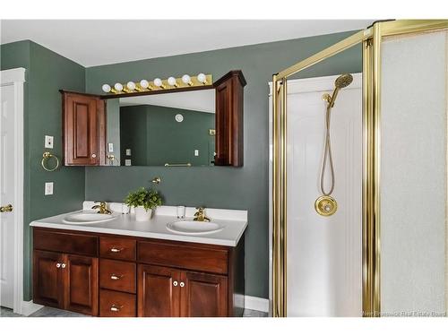 305 Douglas Ave, Fredericton, NB 