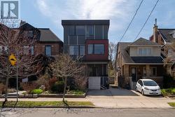 127 BROWNING AVENUE Toronto, ON M4K 1W4