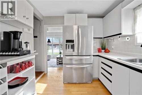 36 Hilltop Drive, Cambridge, ON - Indoor Photo Showing Kitchen