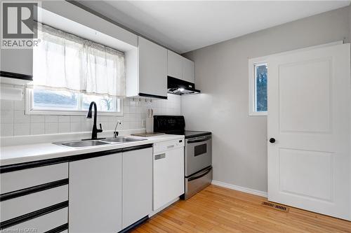 36 Hilltop Drive, Cambridge, ON - Indoor Photo Showing Kitchen With Double Sink