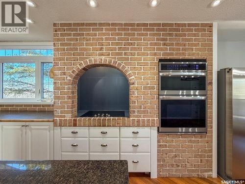 117 2Nd Street W, Frontier, SK - Indoor