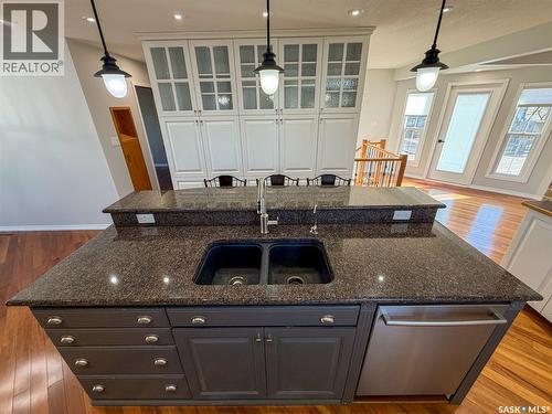 117 2Nd Street W, Frontier, SK - Indoor Photo Showing Kitchen With Double Sink