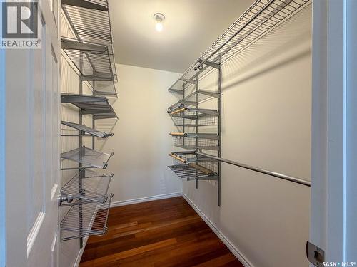117 2Nd Street W, Frontier, SK - Indoor