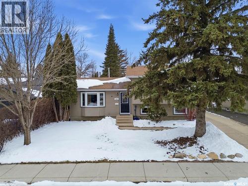 330 Stechishin Way, Saskatoon, SK - Outdoor