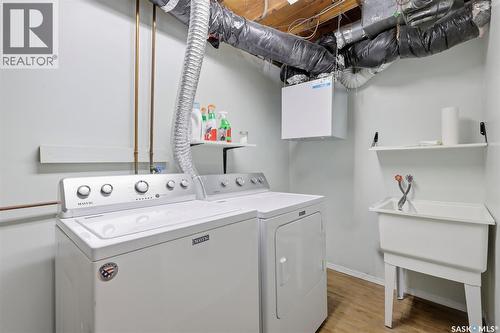 330 Stechishin Way, Saskatoon, SK - Indoor Photo Showing Laundry Room