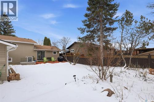 330 Stechishin Way, Saskatoon, SK - Outdoor