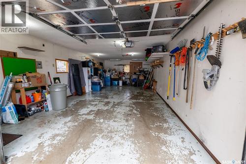 330 Stechishin Way, Saskatoon, SK - Indoor Photo Showing Garage