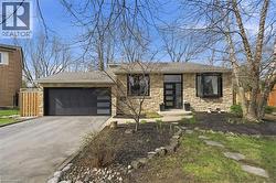 29 MELISSA Crescent Hamilton, ON L9H 7C5