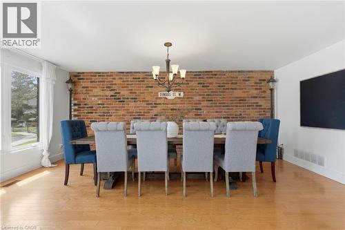29 Melissa Crescent, Hamilton, ON - Indoor Photo Showing Dining Room